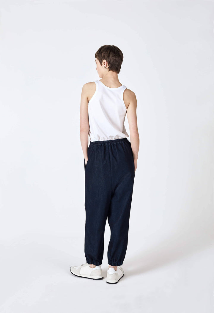 modern baggy Japanese inspired hakama pant in navy denim for relaxed dressing
