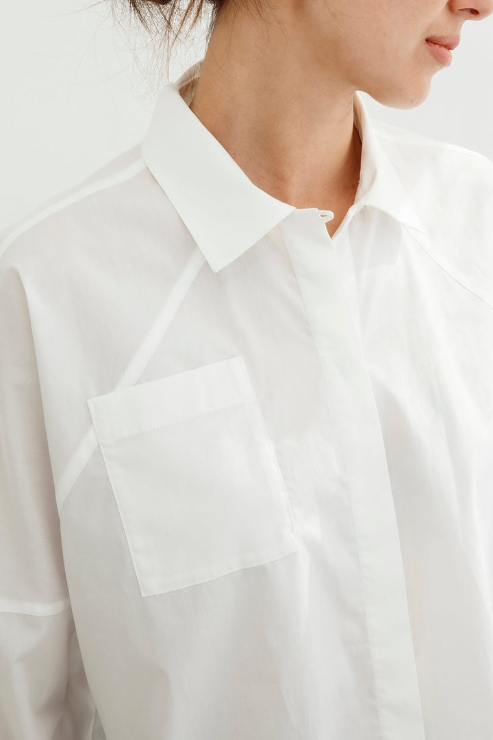 Writer's Shirt with twisted collar
